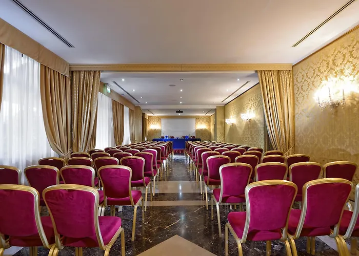 Amadeus Otel Venedik