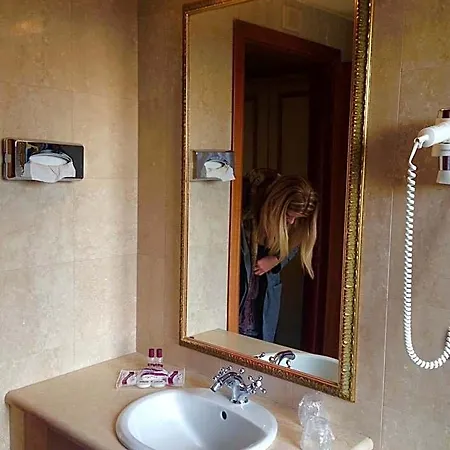 Hotell Amadeus 4*